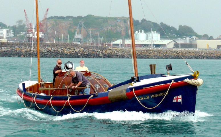 HOWARD D - undergoing sea trials in 2008