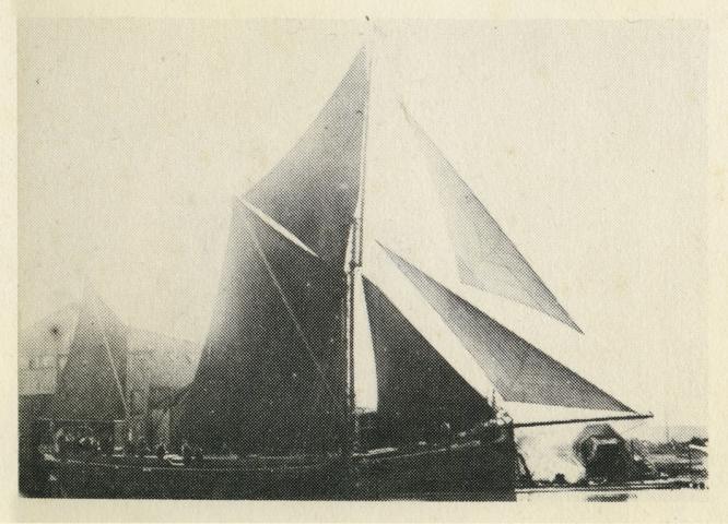 Sailing Barge Raybel - 1920 showing sail plan 