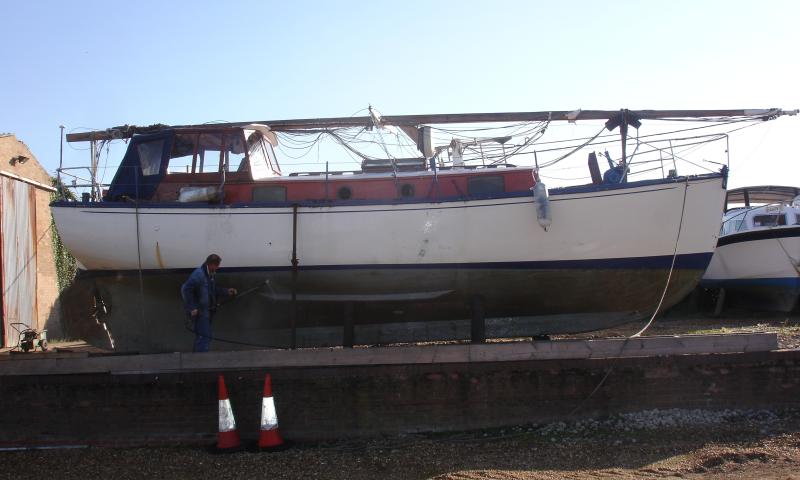 Nosila - starboard side view