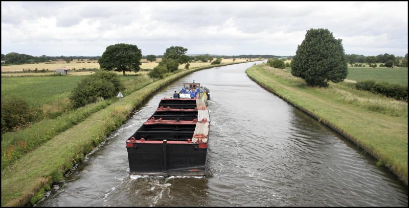 Wheldale - towing Tom Puddings to Leeds for the first time in 30 years (Photo comp entry)