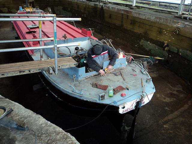 Shellfen - welding in dry dock