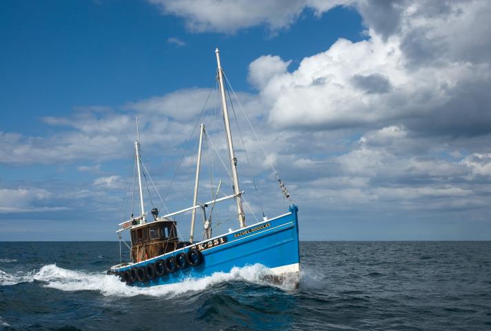 Rachel Douglas - starboard bow view