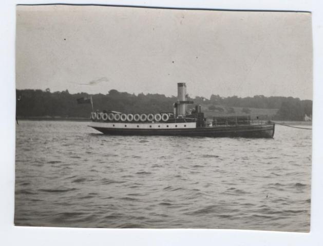 Ferry King - taken pre-WW2, probably on Beaulieu River