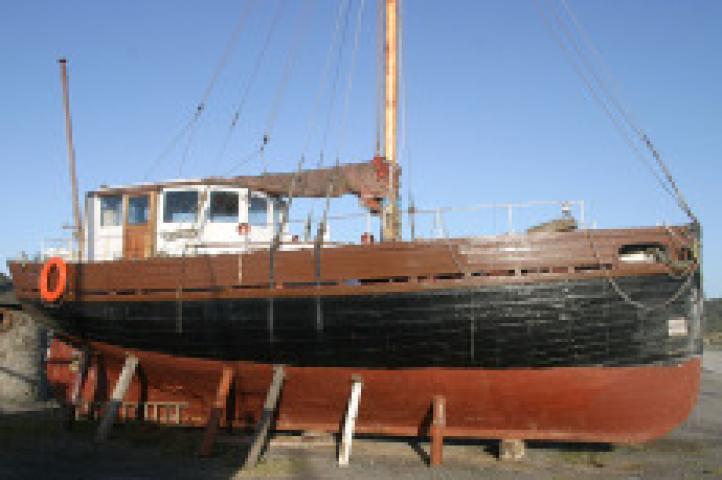 starboard side view