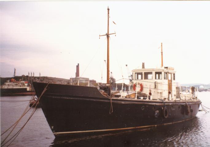 African Queen Portside facing