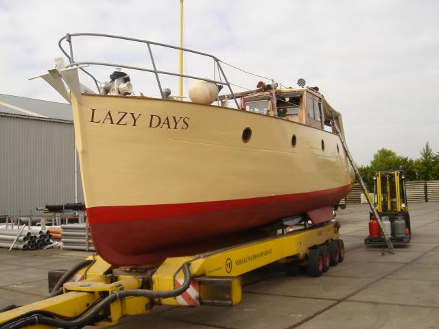 bow view port side