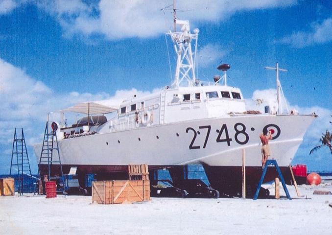 RTTL2748 - on the island of Gan (Maldives)