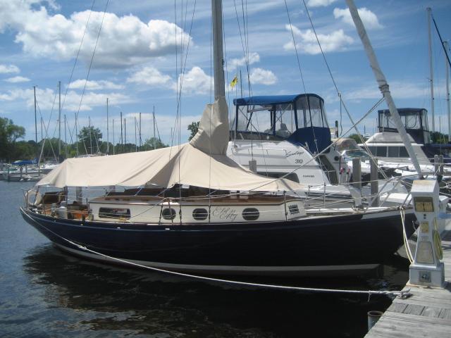 starboard bow view