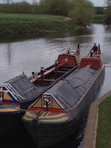 Steering on canal