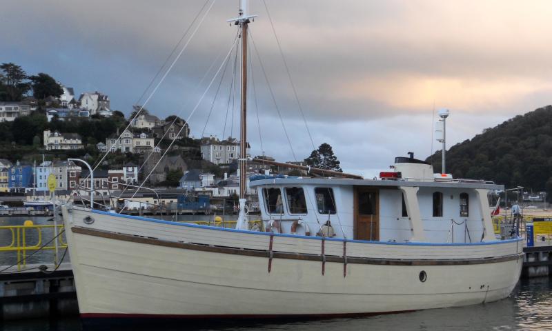 taking up at Dartmouth Town quay October 2016