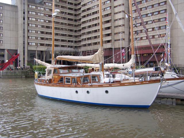 starboard bow view