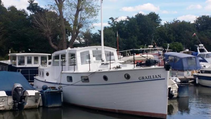 starboard bow view