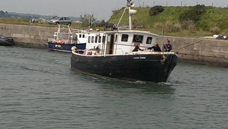 starboard bow view