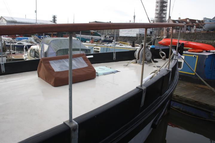 starboard bow view