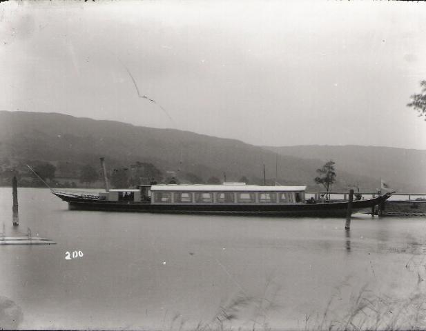 Gondola - 1900-1910 taken by Wilson of G-o-S