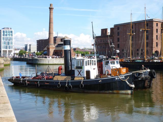 Kerne - leaving Liverpool Museum, going to Birkenhead dry docks with SEAPORT ALPHA