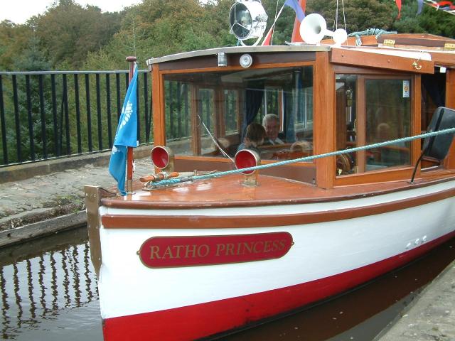 Ratho Princess - port bow