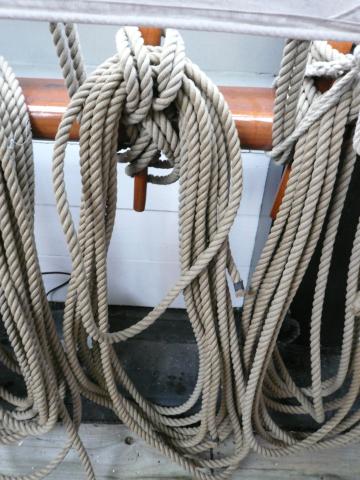 Discovery - ropes coiled on the pin rails