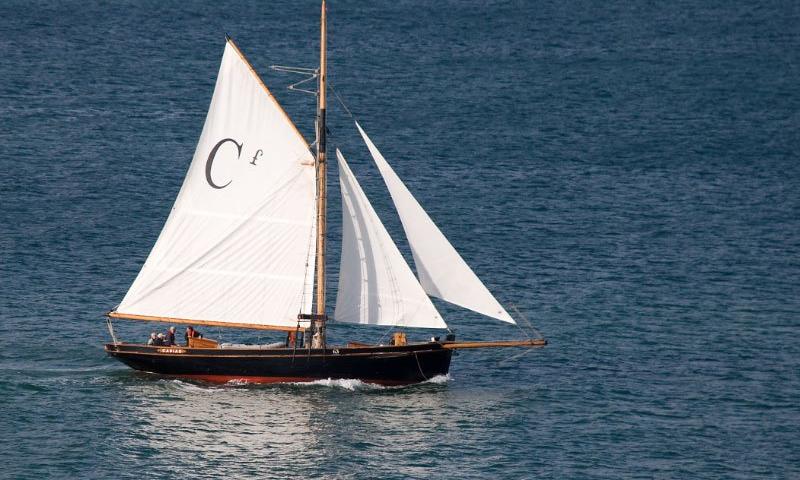 Cariad sailing