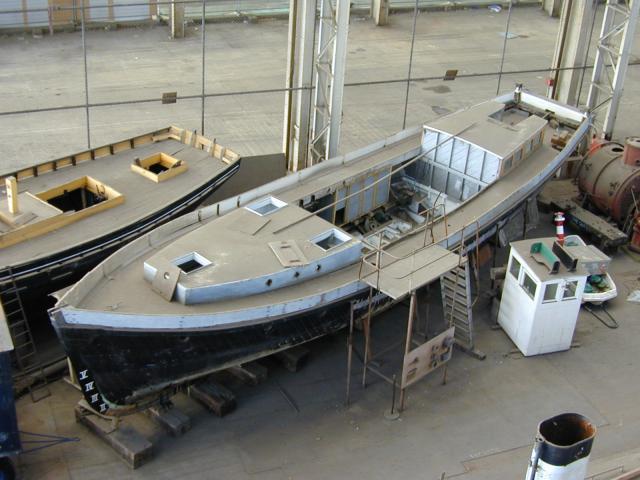 HSL 376 - undergoing restoration