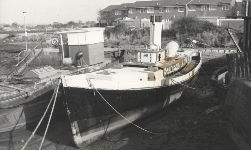 HSL 376 - aground