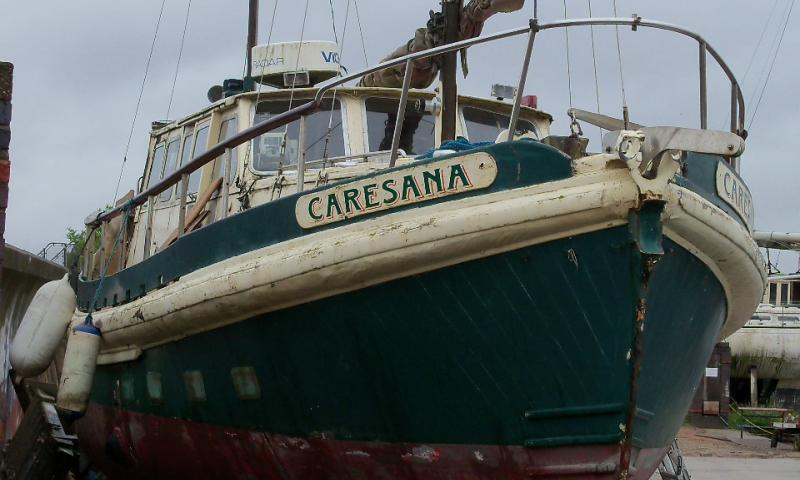 Caresana - bow