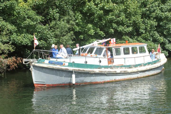 Caresana cruising