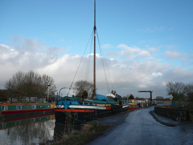 bow view port side