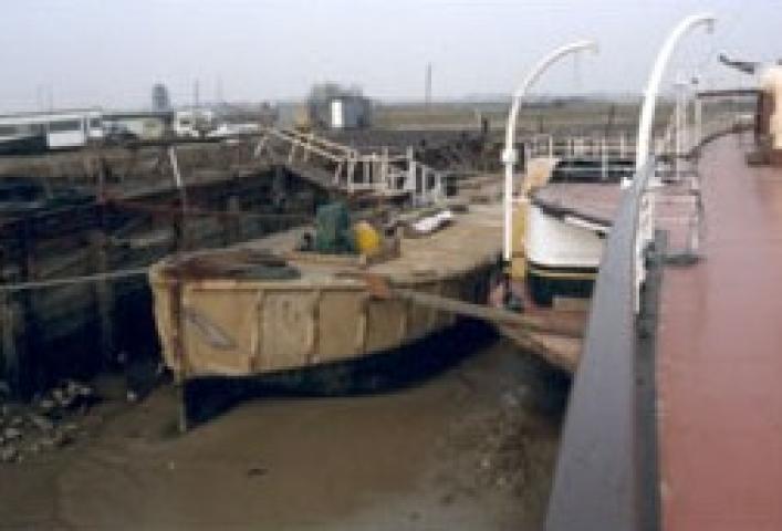FB ? - used for a mooring for the Medway Queen. Stern looking forward from starboard quarter. Ref: 96/3/4/27