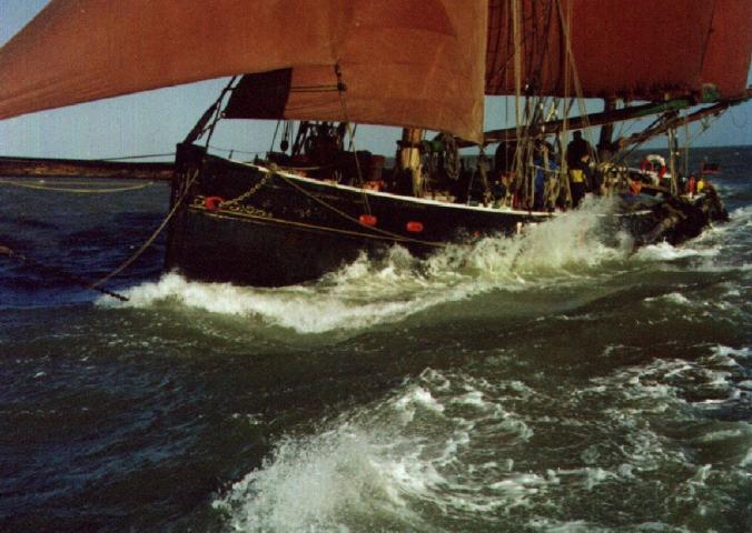 Excelsior under sail - port side