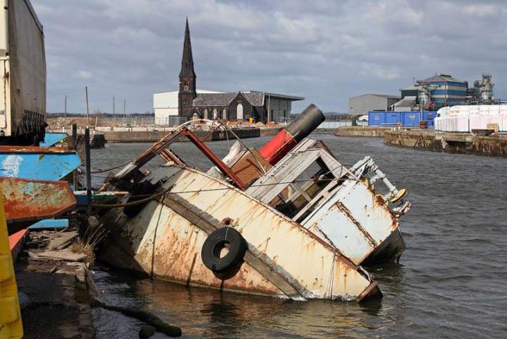 Mannin 2 - sinking at berth, Manchester Ships Canal