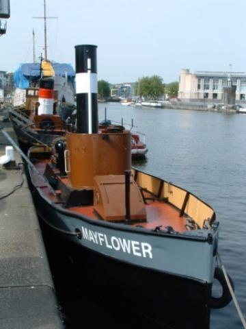 Mayflower - bow view