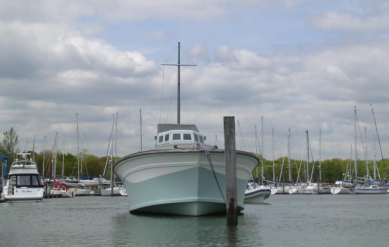 MGB 81 - bow view