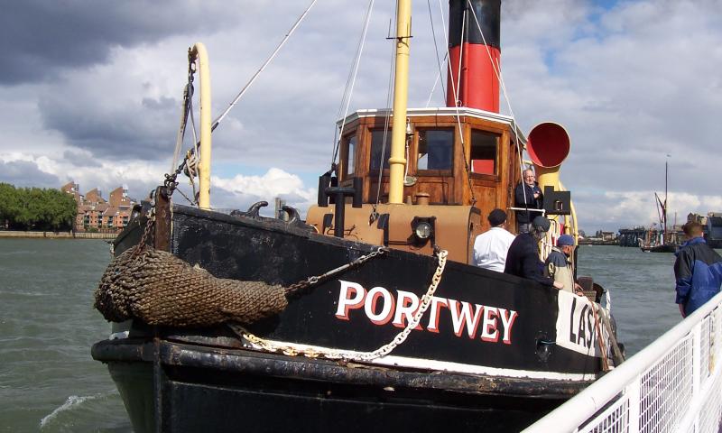 Portwey - port bow view