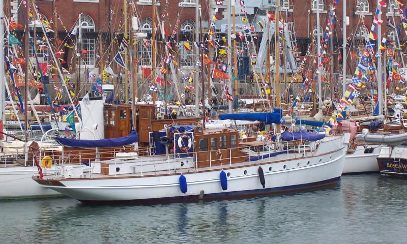 Tahilla - starboard side