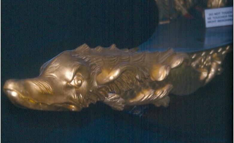 PRINCE FREDERICK'S BARGE - single lion from bow, port side.