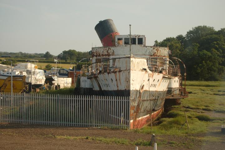 Ryde - bow view