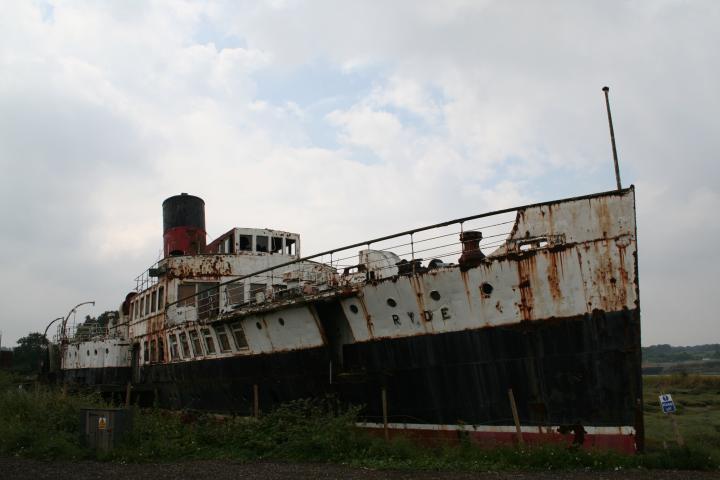 Ryde - starboard bow