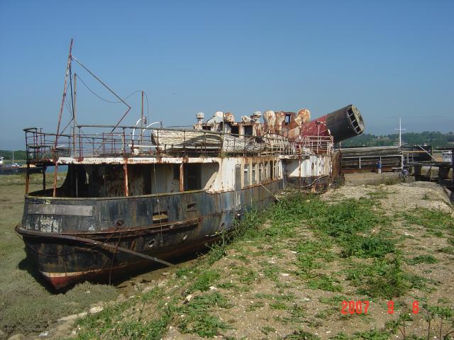 Ryde - starboard quarter