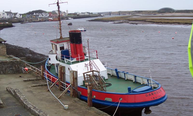 Garnock - stern and port side onto the dock