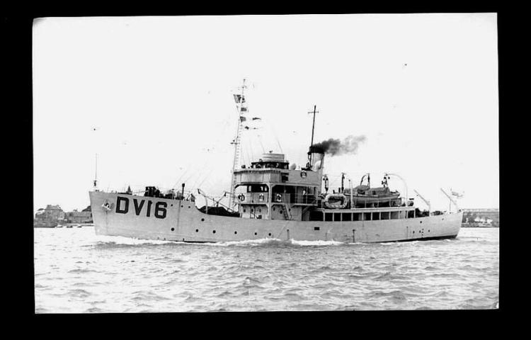 LORRIMAR - port side view, underway, as HMS SKOMER
