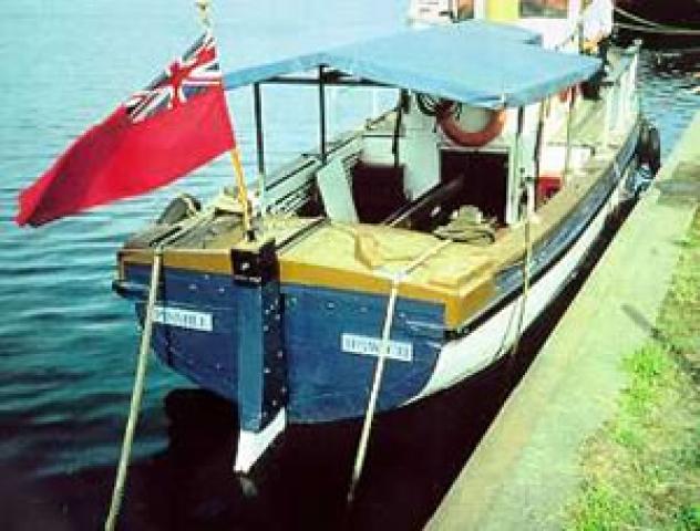 PINMILL - stern from starboard quarter looking forward.