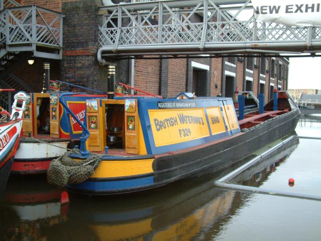 Shad on display in Ellesmere Port - starboard quarter