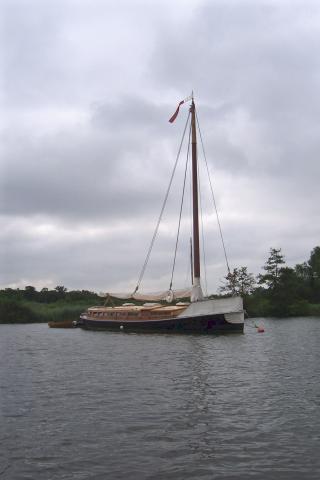 Solace - starboard bow looking aft