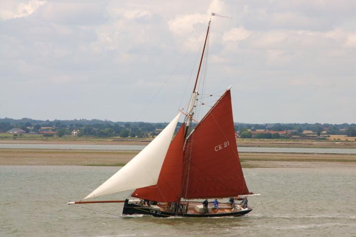 Maria - port side view, underway, Essex