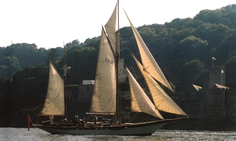Airy mouse - sailing in Fowey
