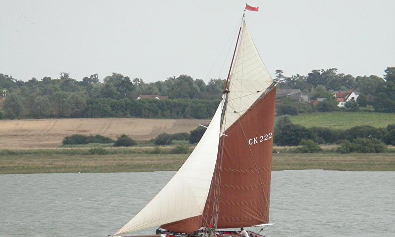 Ellen under sail - port side