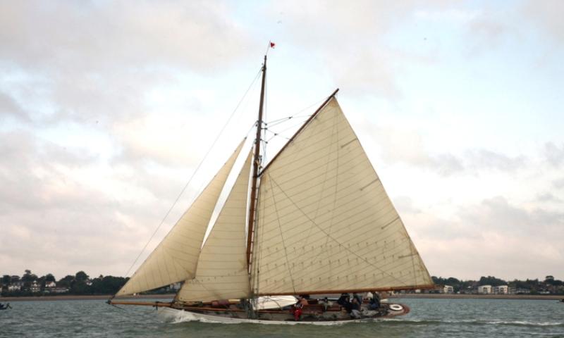 HARDY - undersail, port side view