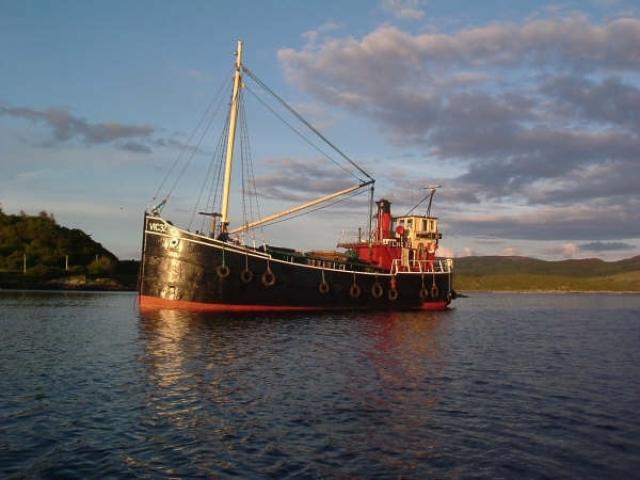 VIC 32 sailing off Island of Jura