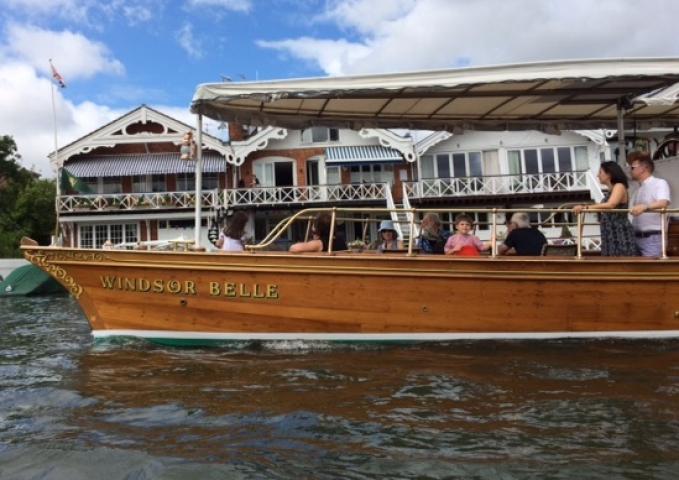 Windsor Belle Bow Starboard side